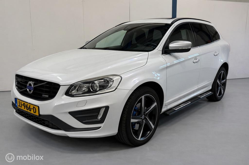 Volvo XC60 2.0 T5 FWD R-Design PANO / NAVI / XENON, 15 km/l, Euro 6, 4 cilinders, 1969 cc