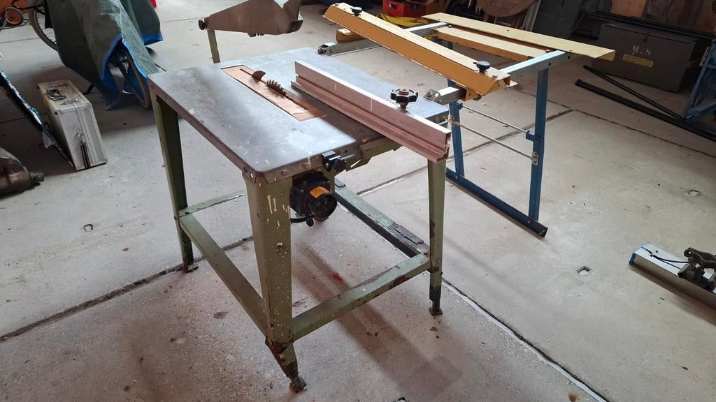 Elektra Beckum zaagtafel - 2,2kW, Doe-het-zelf en Verbouw, Gereedschap | Zaagmachines, Gebruikt, Cirkelzaag, 1200 watt of meer