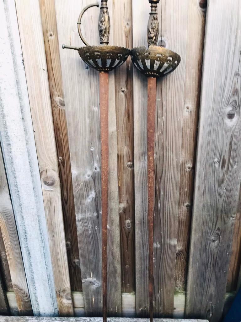 2 oude Franse Bajonet, Ophalen of Verzenden, Landmacht, Overige gebieden, Mes of Dolk