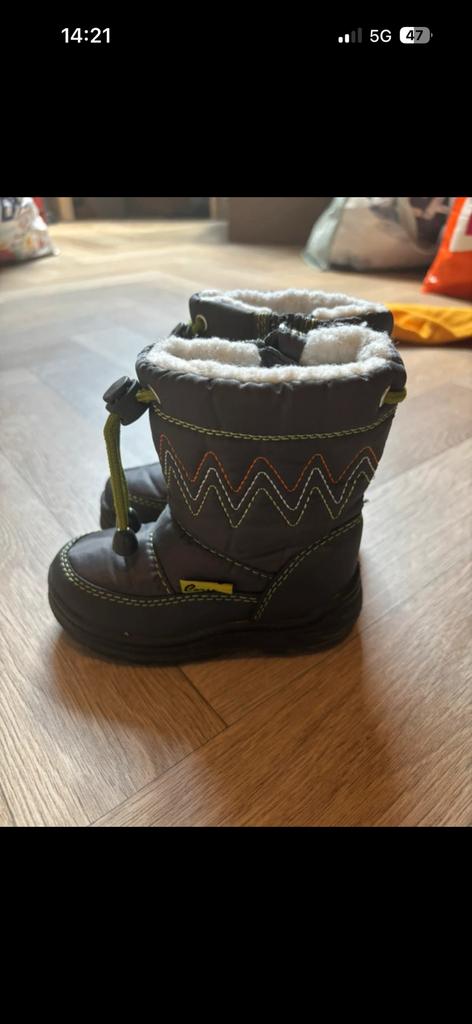 Mooie zo goed als nieuwe snowboots maat 22, Ophalen of Verzenden, Zo goed als nieuw, Meisje, Laarsjes
