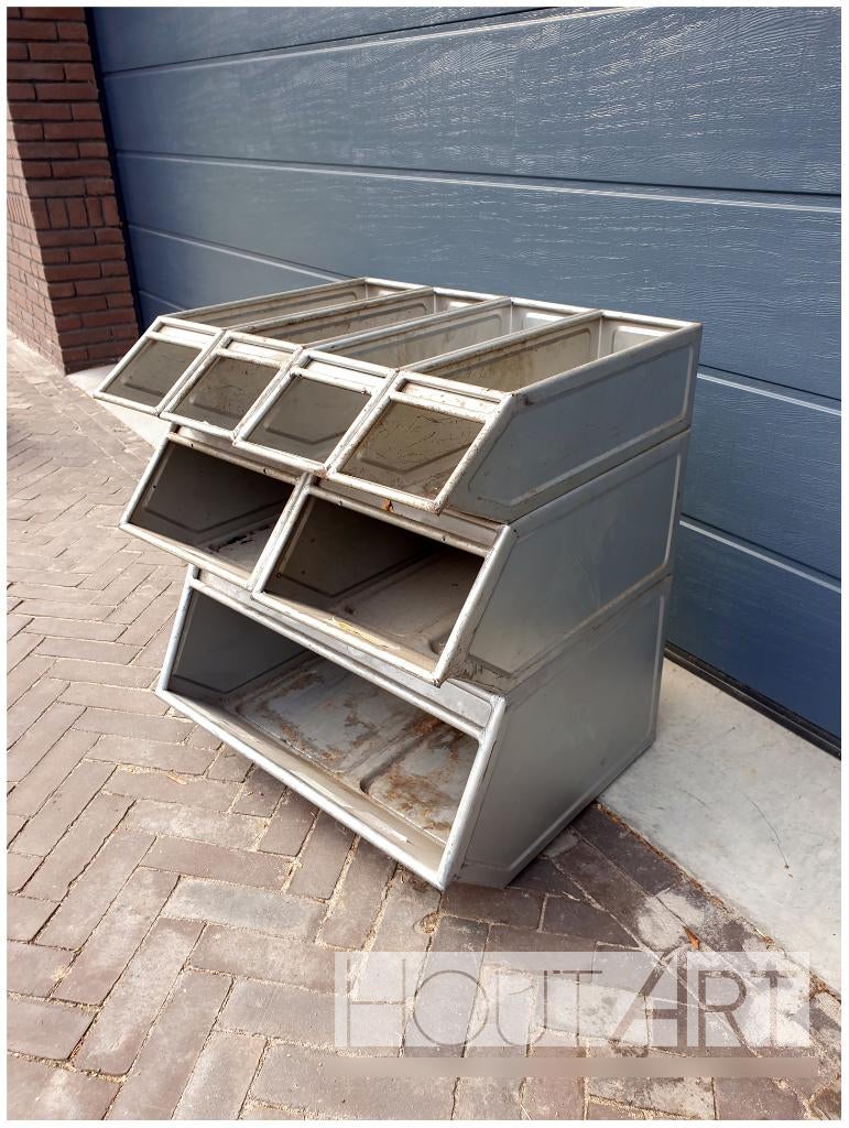 Magazijnbakken staal / industrieel, Ophalen of Verzenden