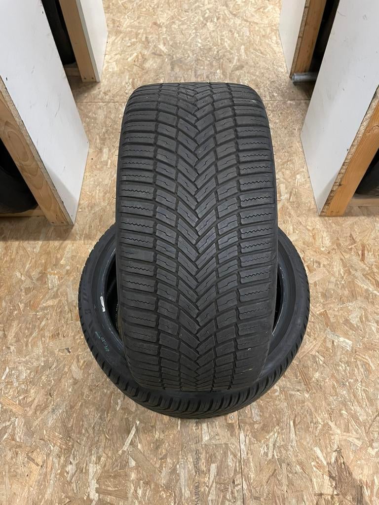 Gebruikte All Season banden 235-35-19 in sets van 2 of 4, Auto-onderdelen, Banden en Velgen, Band(en), All Season, 19 inch, 235 mm