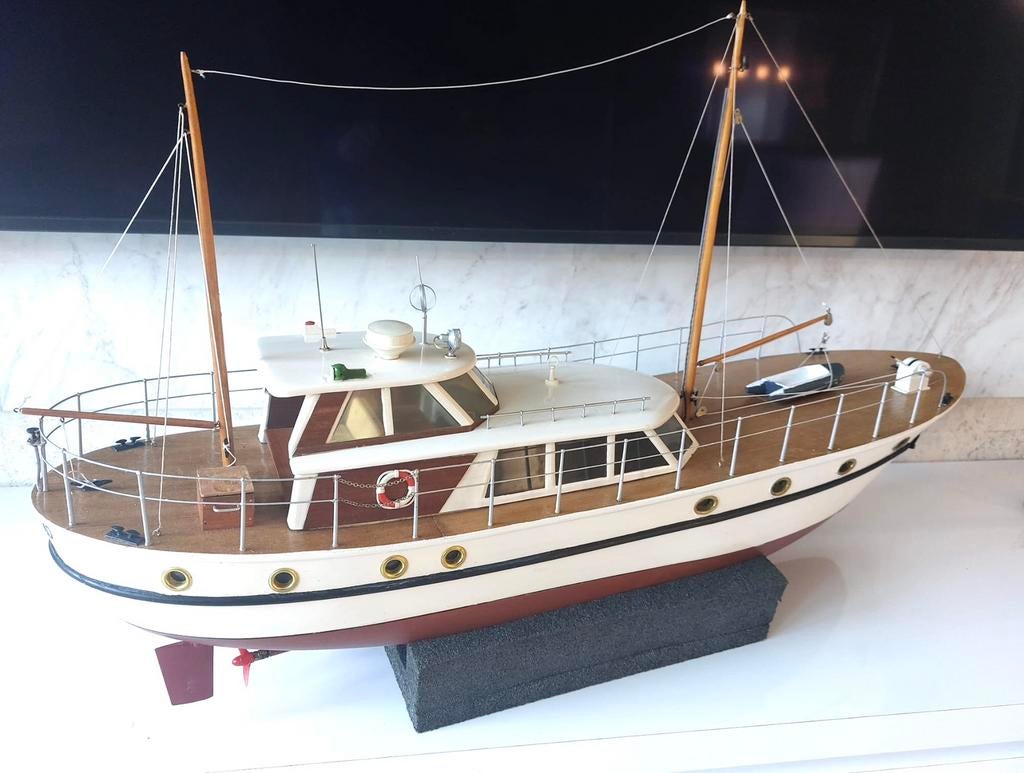 Paloma mooie boot RC, Hobby en Vrije tijd, Modelbouw | Boten en Schepen, Ophalen, Zo goed als nieuw