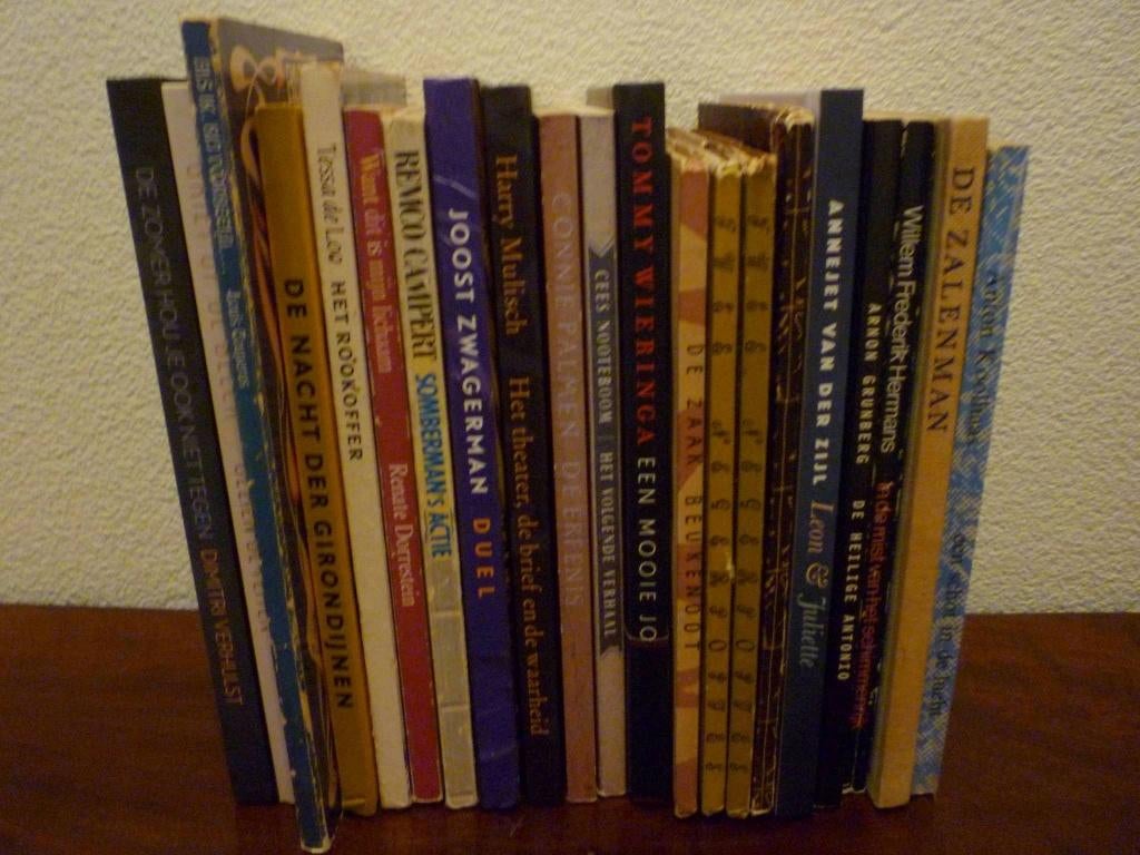 Boekenweekgeschenk( verschillende delen)"", Boeken, Literatuur, Zo goed als nieuw, Nederland, Ophalen of Verzenden