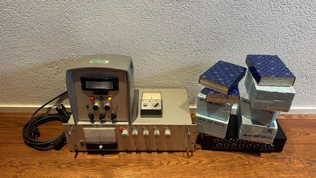 Tesa uitlezing tastersset GT44 GT622 TESATRONIC draaibank, Ophalen of Verzenden, Zo goed als nieuw, Zwiterland, Tesa