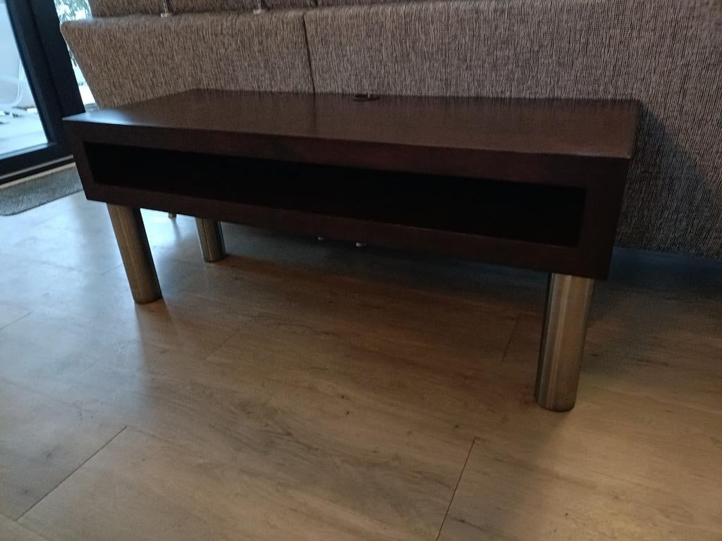 Gebeitst beuken TV meubel met RVS poten, Huis en Inrichting, Kasten | Televisiemeubels, Ophalen, 100 tot 150 cm, Zo goed als nieuw