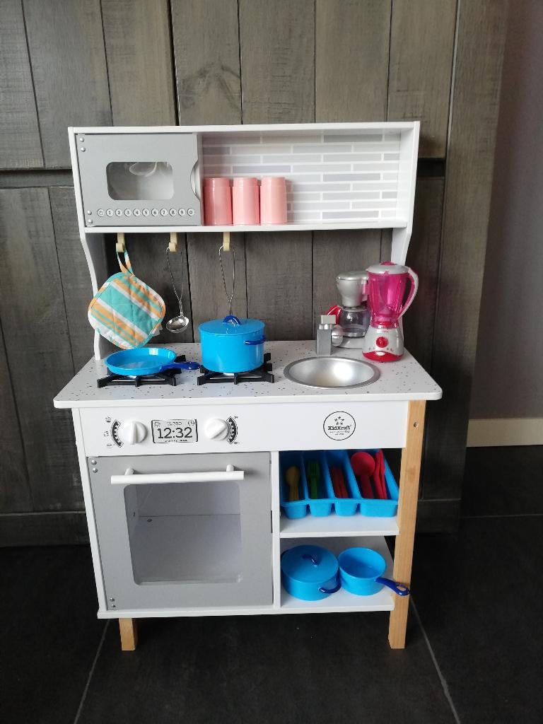 Speelgoed keuken Kidkraft met toebehoren, Kinderen en Baby's, Speelgoed | Speelkeukens, Ophalen, Gebruikt, Hout, Speelkeuken
