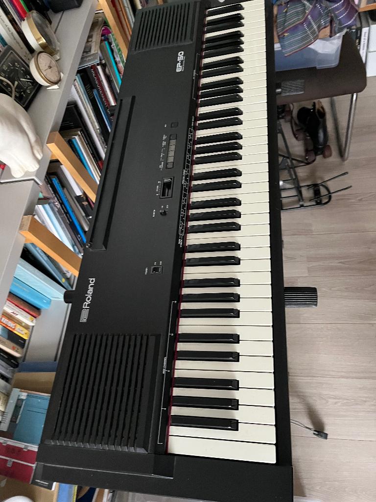 Roland Electronic Piano EP-50, Muziek en Instrumenten, Piano's, Ophalen, Gebruikt, Zwart, Piano