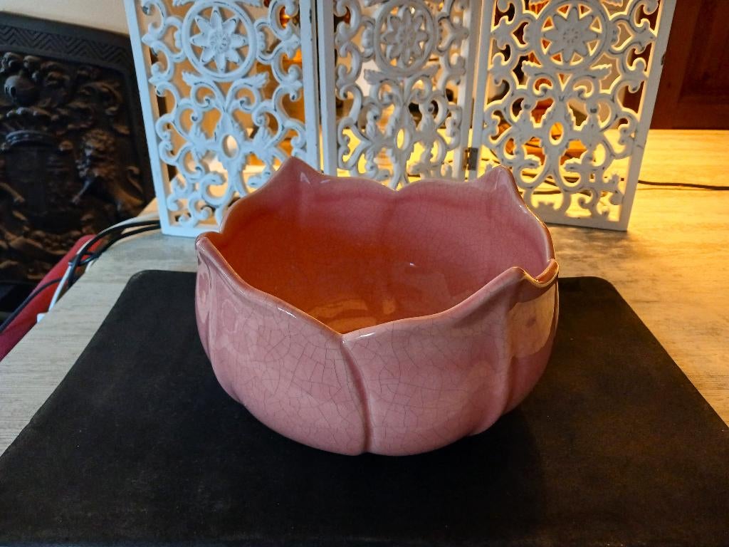 Vintage bloempot plantenschaal  bowl kom vorm bloemblaadjes, Rond, Binnen, Ophalen of Verzenden, Aardewerk