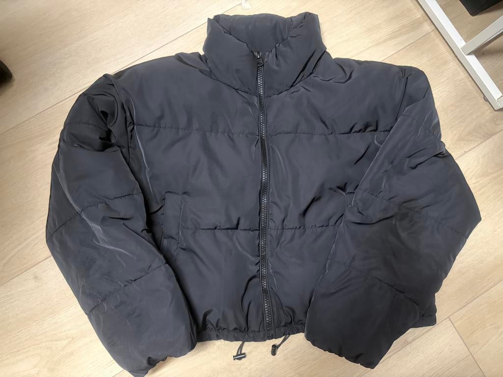 Zwarte dames winterjas maat m van h&m, Ophalen of Verzenden, Zo goed als nieuw, Maat 38/40 (M), Zwart