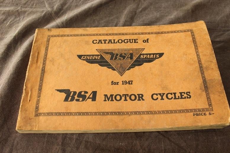 BSA 1947 motorcycle parts catalogue C10 11 B31 33 A7 M20 M21, Ophalen of Verzenden, Overige merken