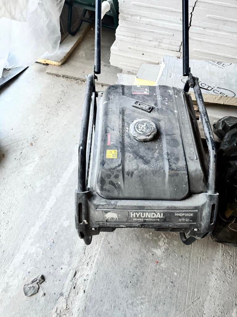 Hyundai 3,1 kw HHDP35DE  Aggregaat voor prof gebruik, Ophalen, Gebruikt, Elektrisch startend, Dieselolie