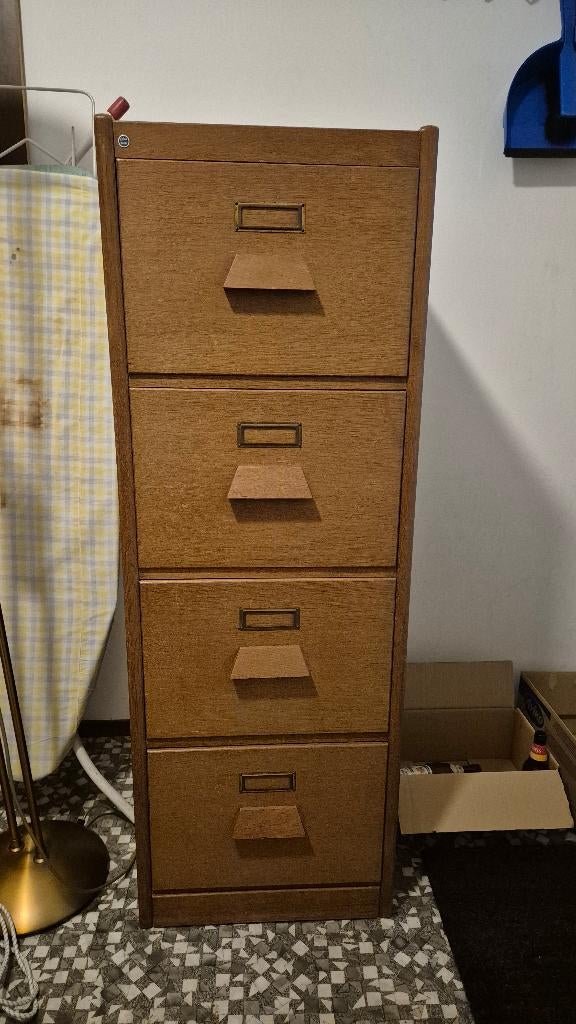Prachtige Vintage Houten Archiefkast van het merk Eeka, Ophalen, 100 tot 150 cm, Eikenhout, 50 tot 100 cm