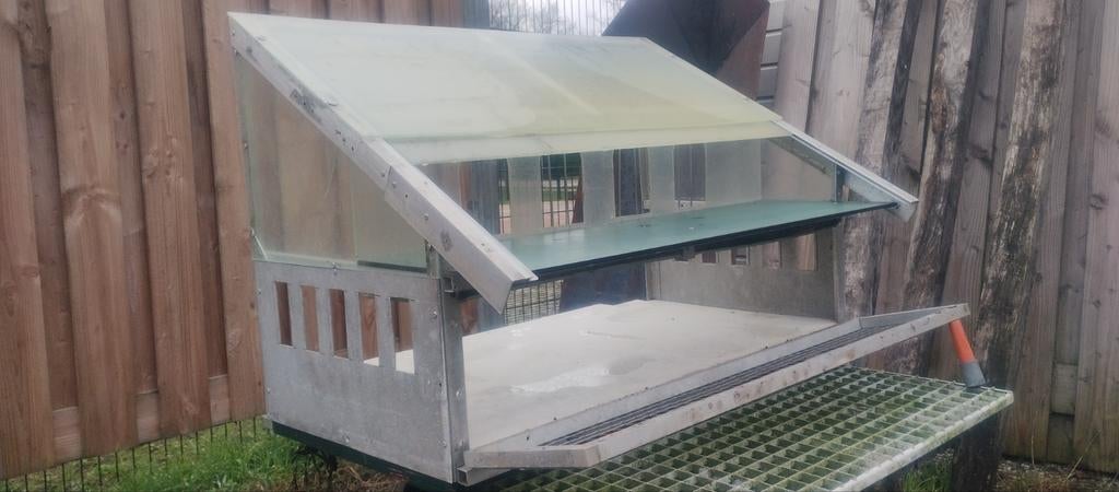 Duiven spoetnik, Minder dan 60 cm, Kooi, Minder dan 75 cm, Ophalen of Verzenden