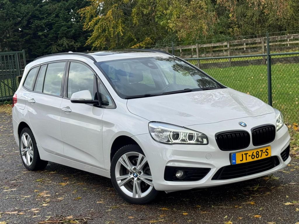 BMW 2-serie Gran Tourer 216d 7p /Xenon/Pano/Navi/, Auto's, BMW, Voorwielaandrijving, Lichtsensor, Gebruikt, Euro 6