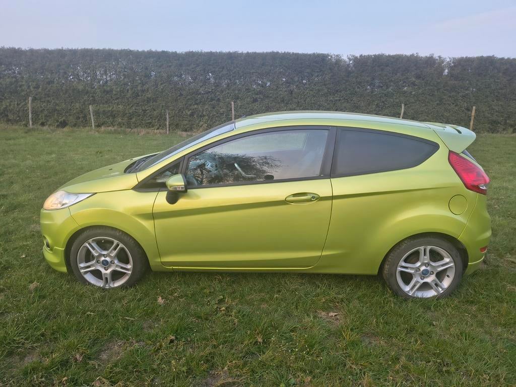 Ford Fiësta Sport/ST-line 1.6 ti-vct 120PK, Auto's, Ford, 945 kg, Stof, 4 cilinders, 1600 cc