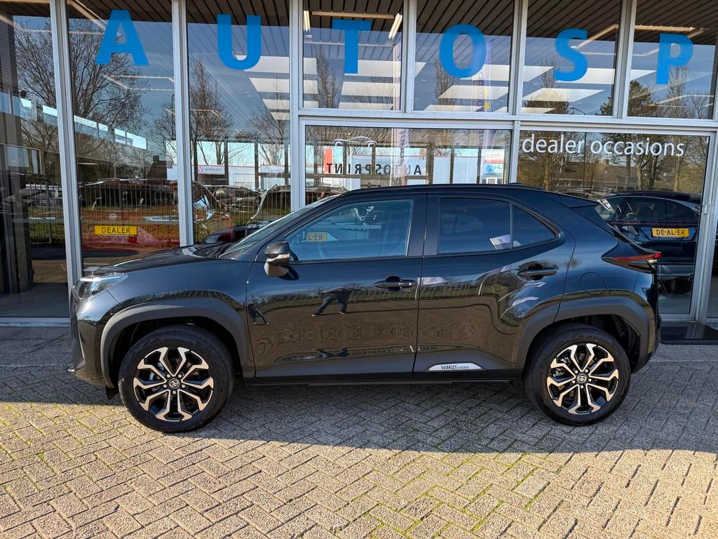 Toyota Yaris Cross 1.5 Hybrid Dynamic ,APPLE CARPLAY, CAMERA, Stof, Zwart, 1165 kg, 116 pk