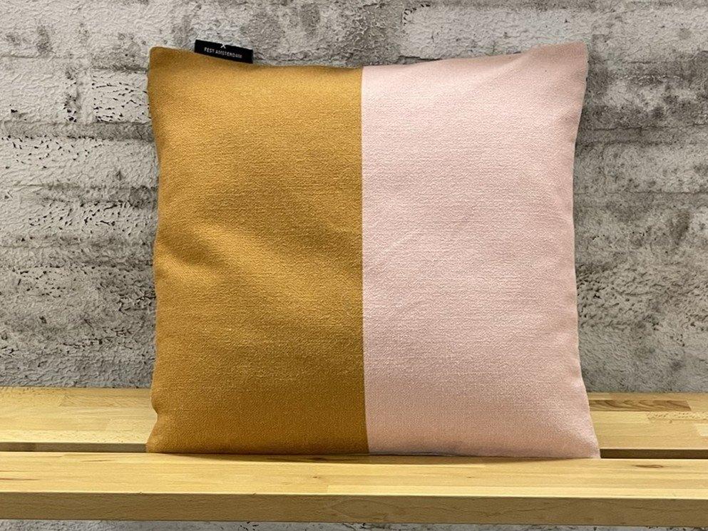 Kussen Mae Engelgeer voor Fest Amsterdam, Ophalen of Verzenden, Gebruikt, Roze, Vierkant