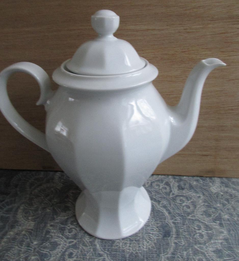 nieuw vintage koffiekan/theekan Mittereich Bavaria porselein, Overige typen, Nieuw, Ophalen of Verzenden, Overige stijlen