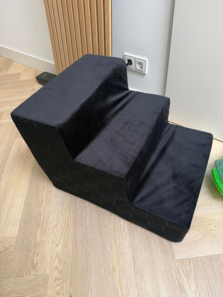 Hondentrapje, Ophalen, Nieuw