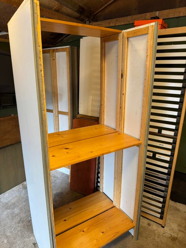 Lundia stelling kast dubbel, Ophalen, Gebruikt