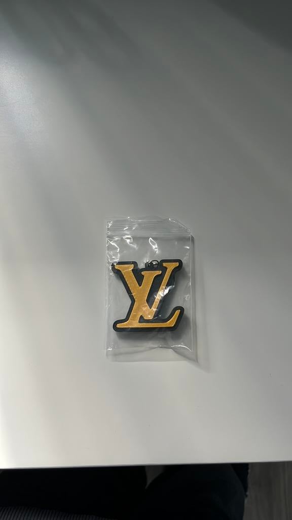 LV sleutelhanger, Ophalen, Zo goed als nieuw