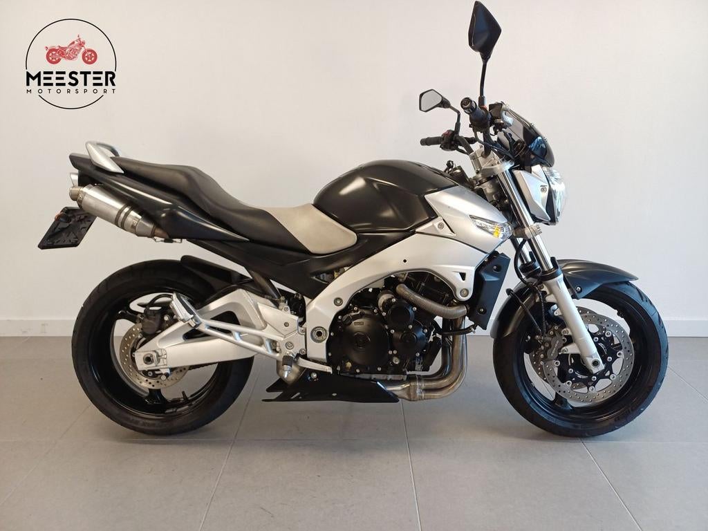 SUZUKI GSR 600 LEOVINCE (bj 2006) gsr600