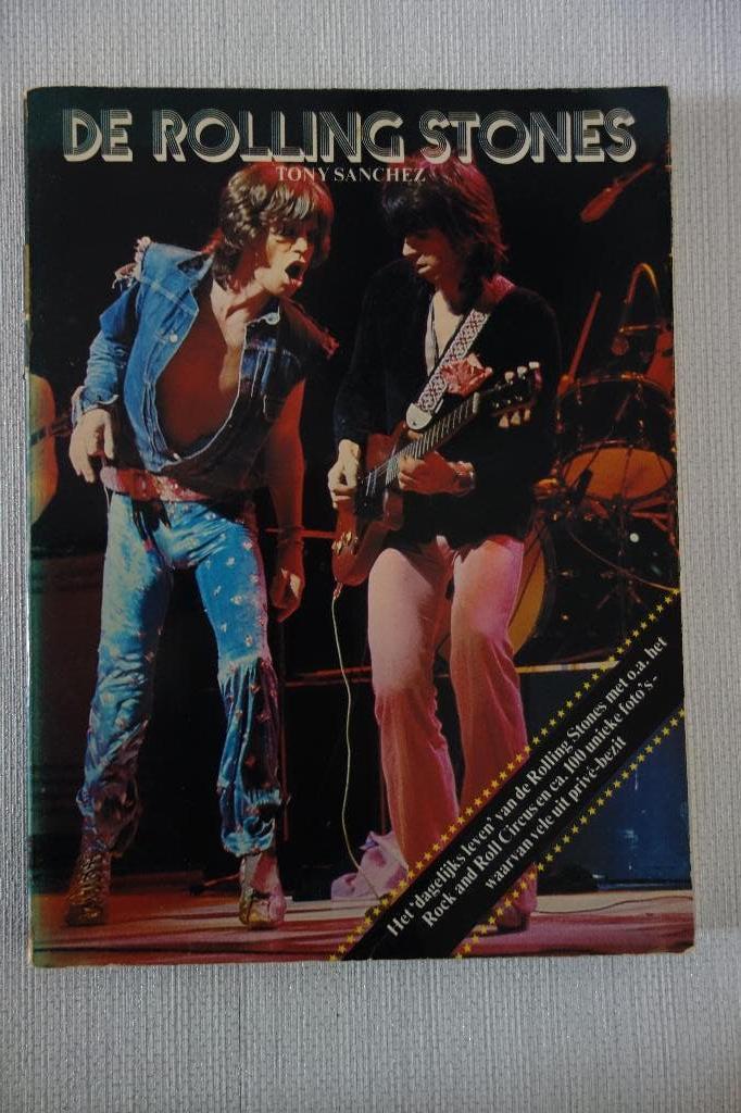 Boek Rolling Stones, Verzamelen, Ophalen of Verzenden, Zo goed als nieuw, Boek, Tijdschrift of Artikel