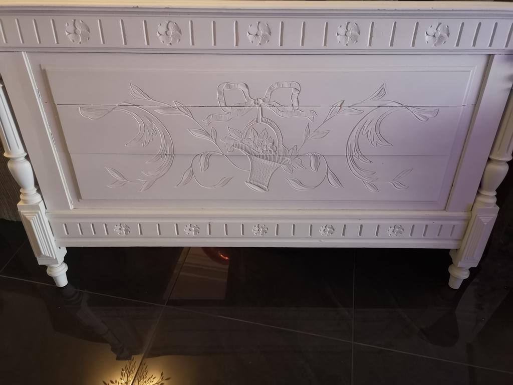 BROCANTE HOOFDBORD BED, Ophalen