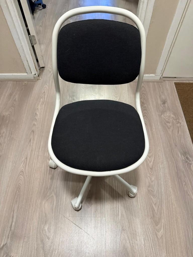 ÖRFJÄLL Kinderbureaustoel IKEA, Ophalen, Zo goed als nieuw, Zwart, Bureaustoel