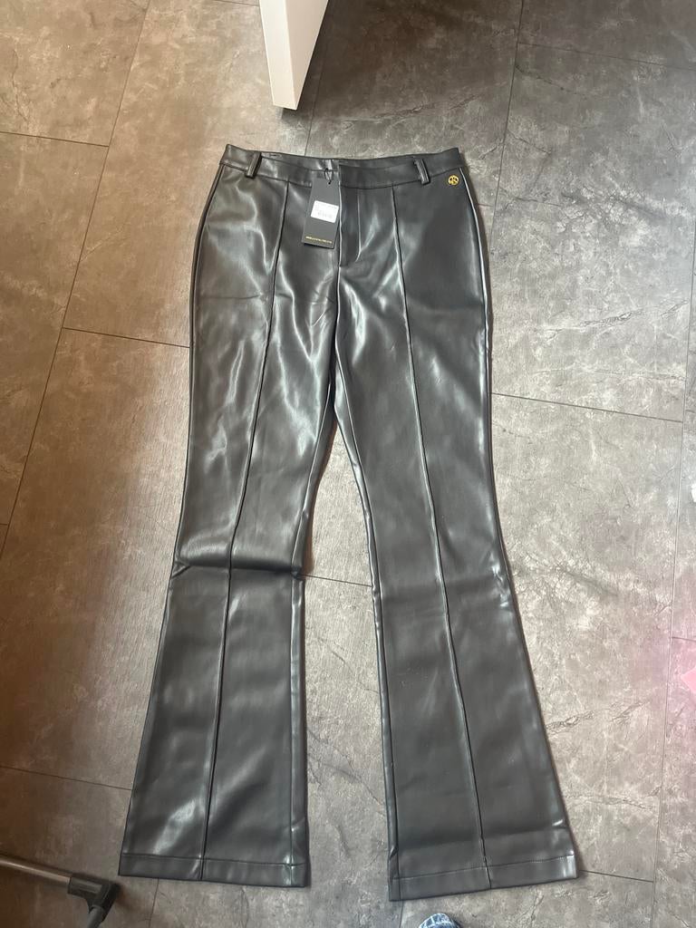 Zwarte broek Lucie van Radical Fashion mt l, Kleding | Dames, Zwart, Maat 42/44 (L), Nieuw, Ophalen of Verzenden