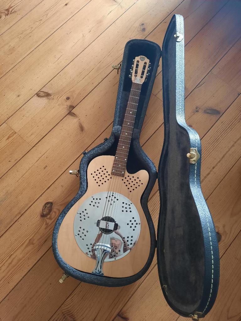 Dobro DW90SC USA, Muziek en Instrumenten, Ophalen, Zo goed als nieuw, Klassieke of Spaanse gitaar