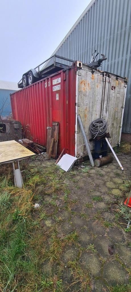 Zeecontainer 20ft, Ophalen