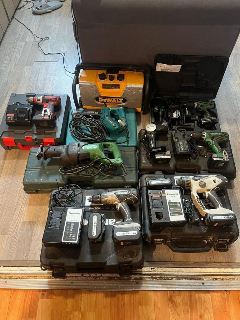 Dewalt Makita hikoki hitachi Panasonic rothenberger festool, Doe-het-zelf en Verbouw, Gereedschap | Boormachines, Ophalen of Verzenden