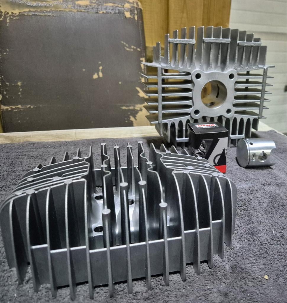 Nieuw getuned KT 60 CC Cilinder set Brede tap, Rhenen, Van belzen scooters, Ophalen of Verzenden, Cilinder