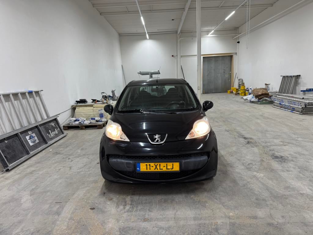 Peugeot 107 1.0 12V 5DR 2007 Zwart, Voorwielaandrijving, 4 stoelen, Origineel Nederlands, Handgeschakeld