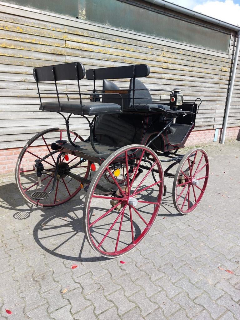 Te koop: dressuurspider/presentatiewagen., Dieren en Toebehoren