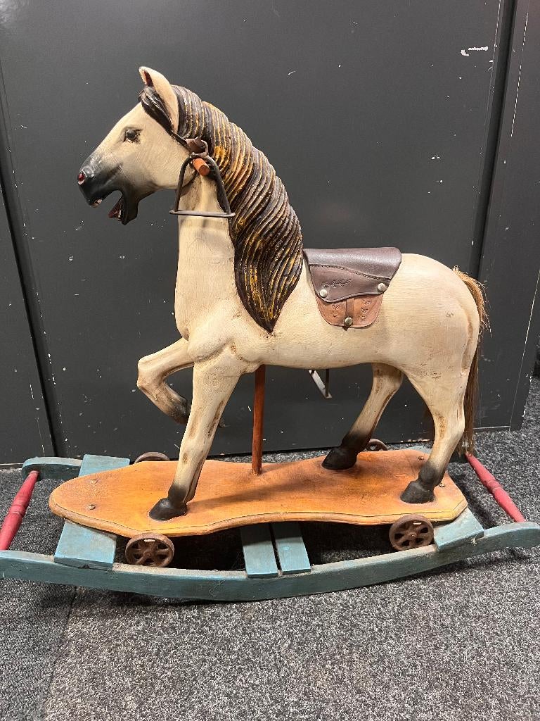 hobbelpaard, Ophalen