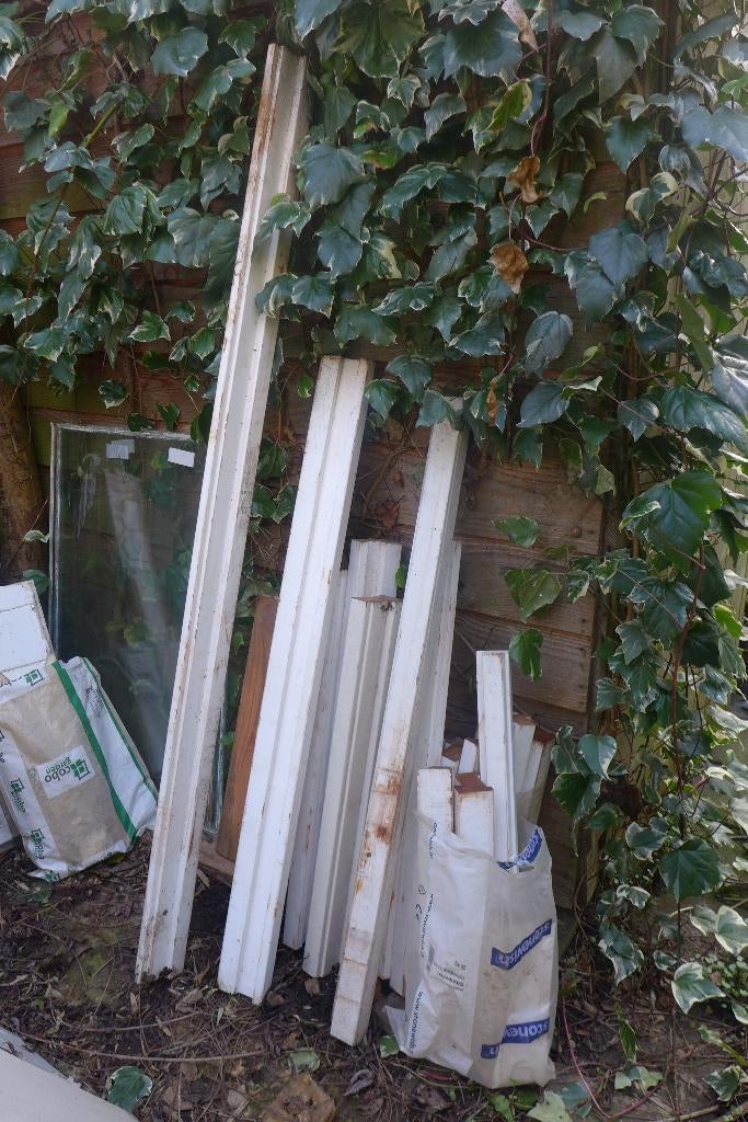 reststukken meranti kozijnhout, Doe-het-zelf en Verbouw, Hout en Planken, Ophalen, Zo goed als nieuw, 50 mm of meer, Balk