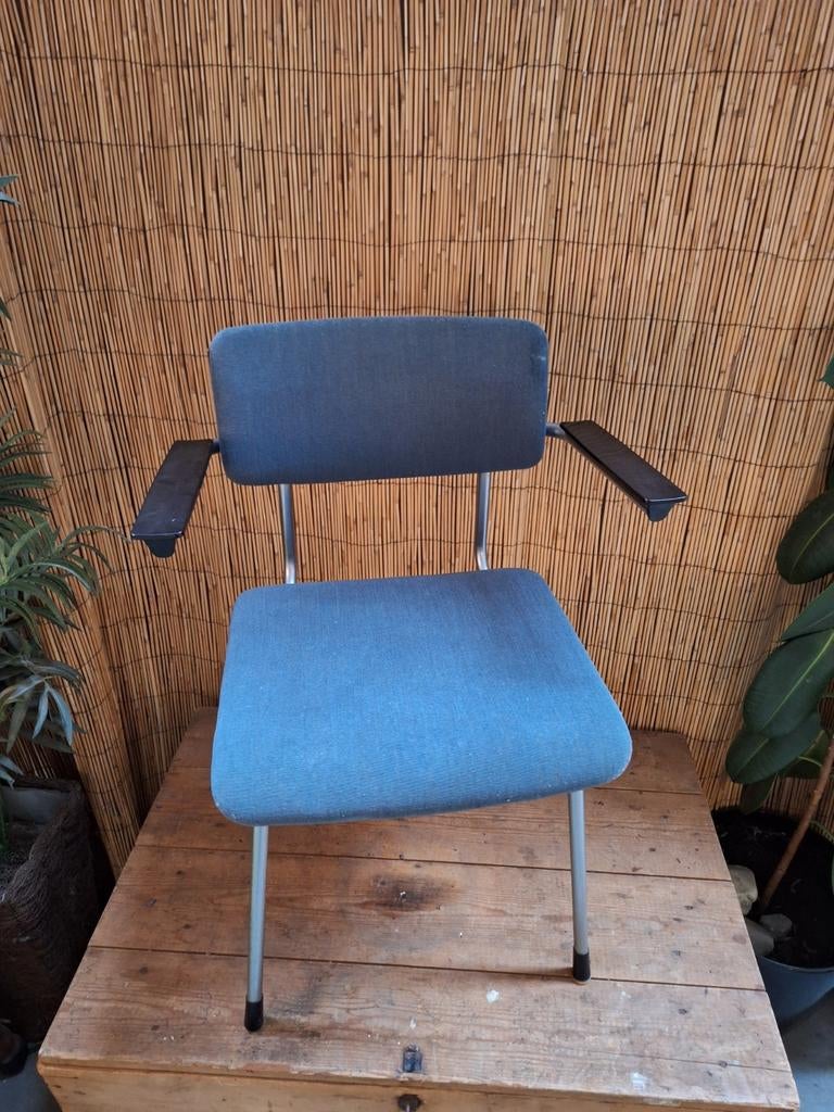 Gispen stoel, Ophalen, Gebruikt, Eén