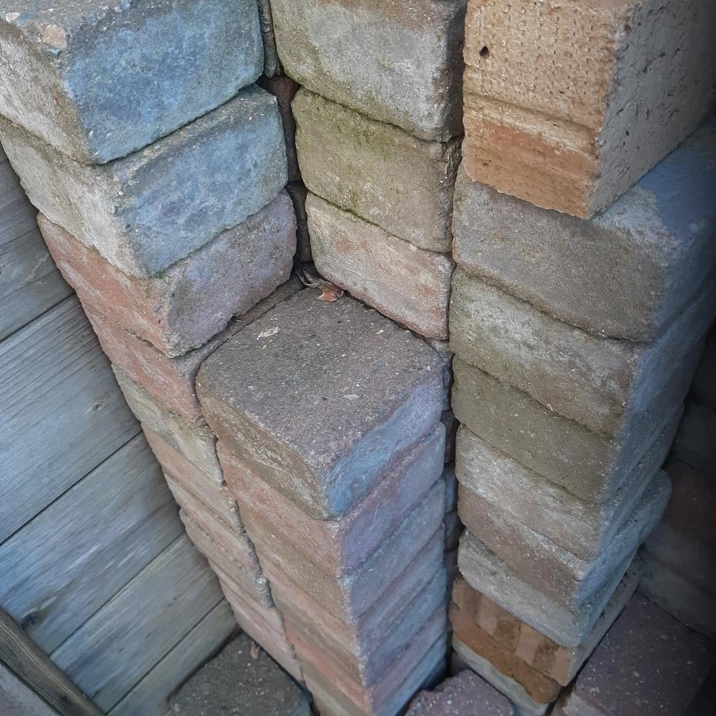 GRATIS ruim 300 koppelstones 10 x 10 x 5, Tuin en Terras, Tegels en Klinkers, Ophalen of Verzenden, Beton, Klinkers
