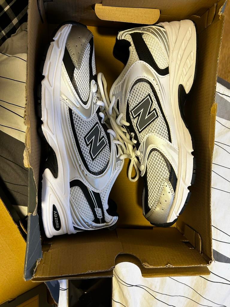 New Balance 530 sneakers, Kleding | Dames, Schoenen, Ophalen of Verzenden, Zo goed als nieuw, Wit, Sneakers of Gympen