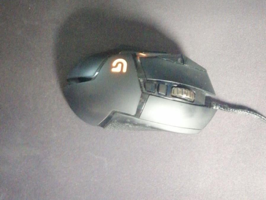 Logitech G502 Mouse, Computers en Software, Muizen, Gebruikt, Muis, Bedraad, Ophalen of Verzenden