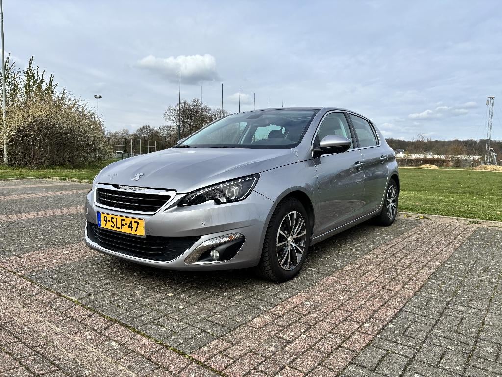 Peugeot 308 1.6THP in perfecte staat, Auto's, Zwart, 4 cilinders, 49 €/maand, Handgeschakeld