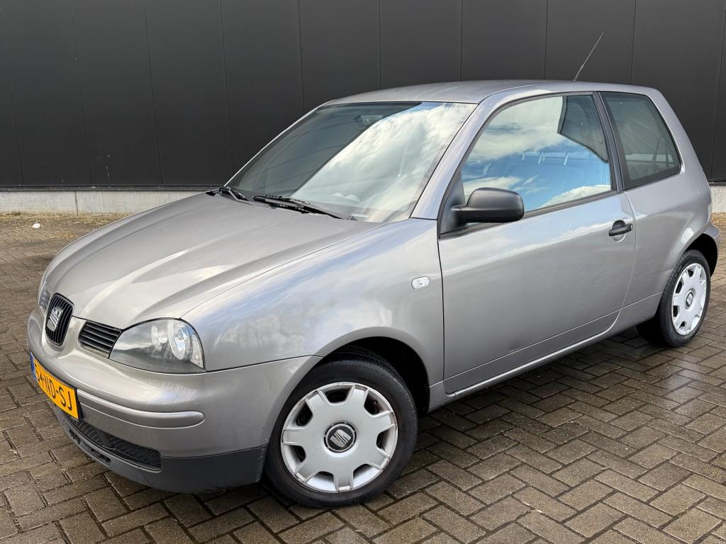 Seat AROSA SEAT Arosa Automaat  Aangepast voor Mindervalide, Auto's, Seat, Gebruikt, 31 €/maand, Euro 4, Zilver of Grijs