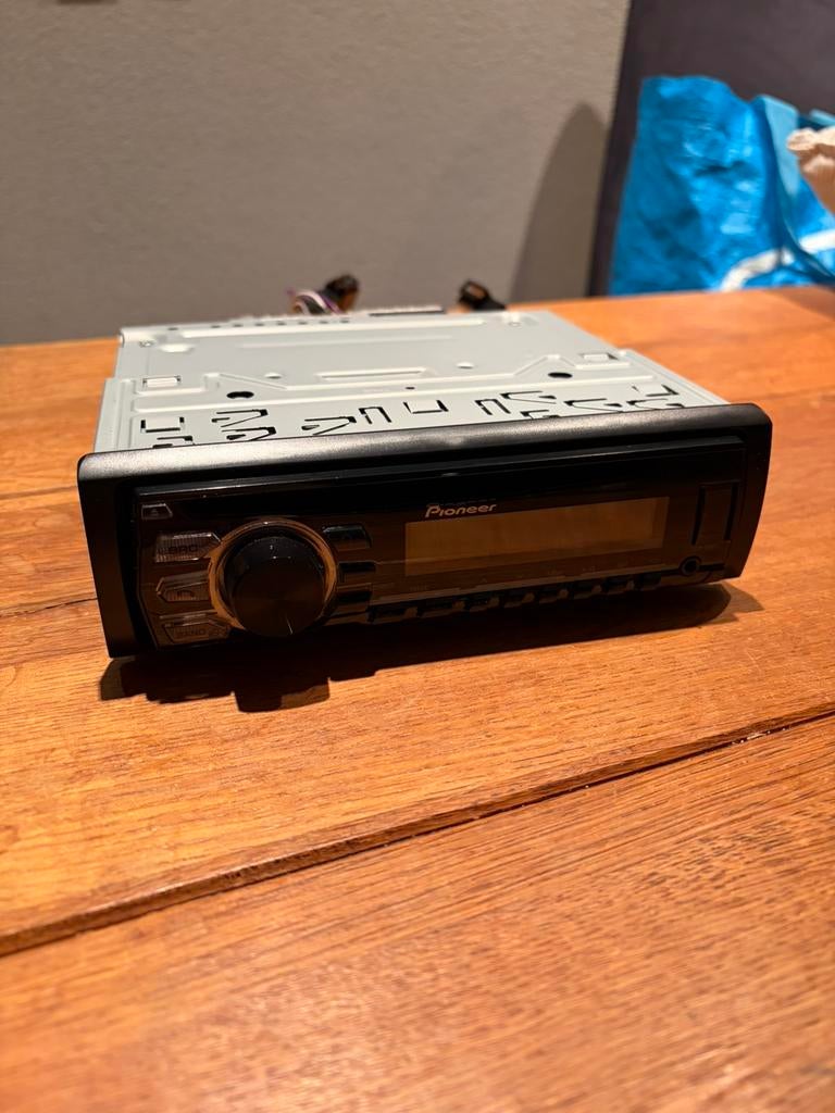 Pioneer DEH-09BT Autoradio, Auto diversen, Autoradio's, Ophalen, Gebruikt