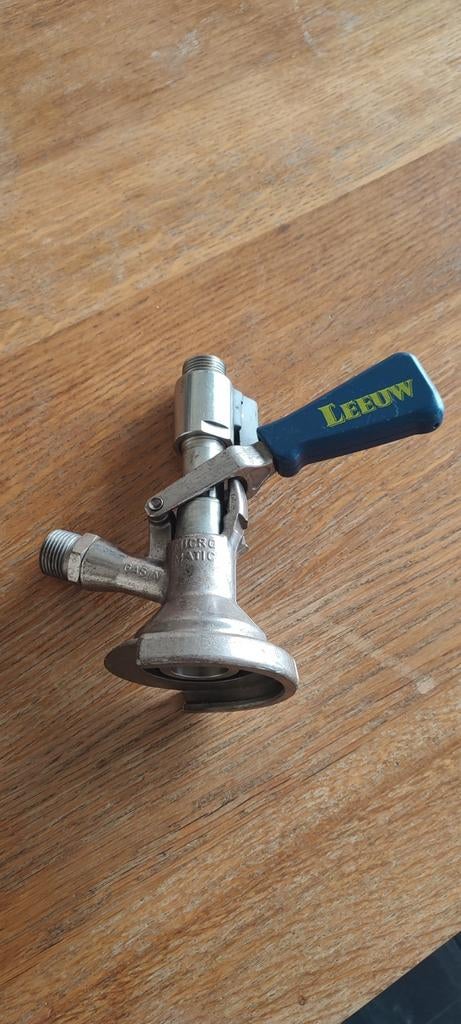 Leeuw bier bierfustkoppeling ,tapknop, Ophalen of Verzenden, Gebruikt, Leeuw