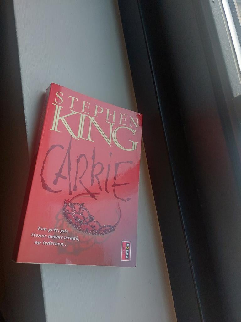 Stephen King - Carrie, Ophalen of Verzenden, Zo goed als nieuw, Stephen King