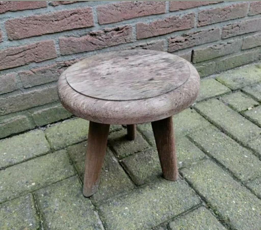 KRUKJE,hout,hoogte 27 cm,3 poten,kinderkamer,kind,rond, Ophalen of Verzenden, Gebruikt, Hout