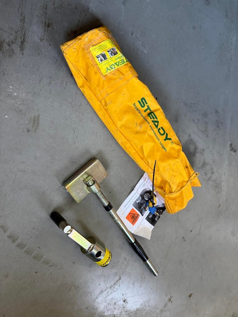 Steady wielklem mp030502 wiel klem 13 14 15 inch, Ophalen of Verzenden